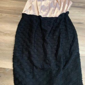 London Times Women's  Size 14W  Black with Tan Bodice Dress